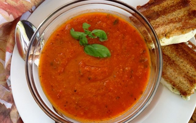 Roasted Red Pepper Tomato Soup