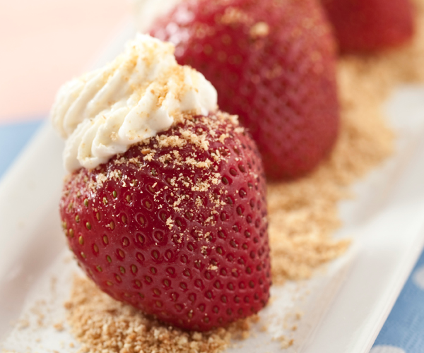 Cheesecake-Stuffed Strawberries