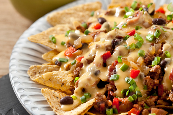 Cheesy Chili Nachos