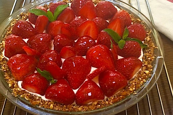 Strawberry Pretzel Pie