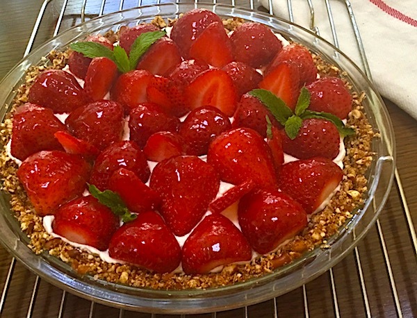 Strawberry Pretzel Pie