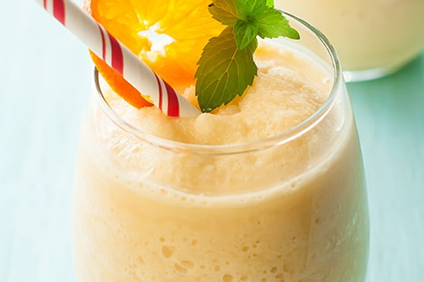 Breakfast in a Glass (aka Protein Rich Orange Julius!)